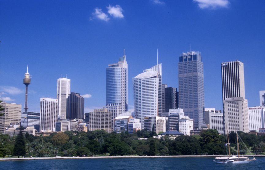 r1_sidney_skyline2.jpg
