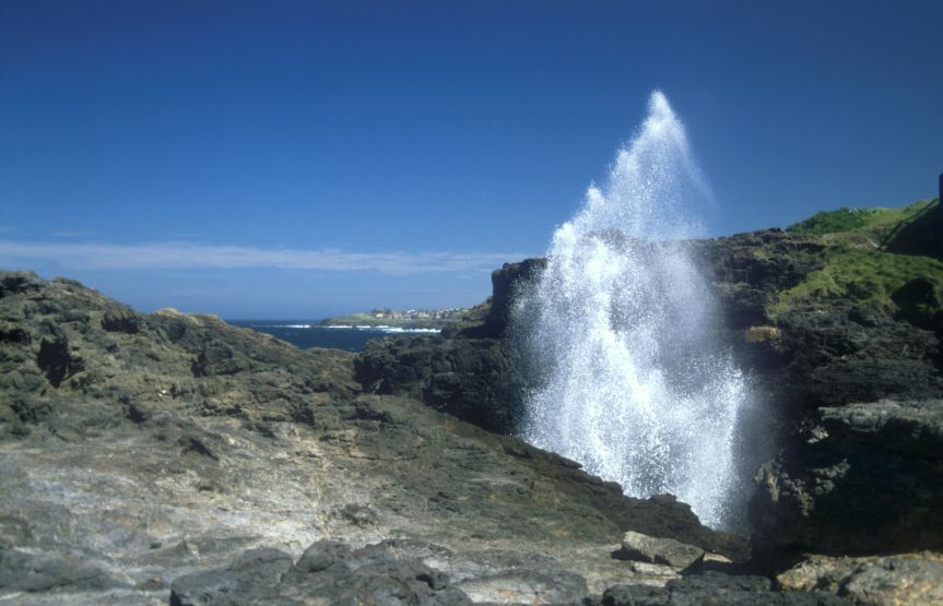 r04_Kiama_blowhole3.jpg